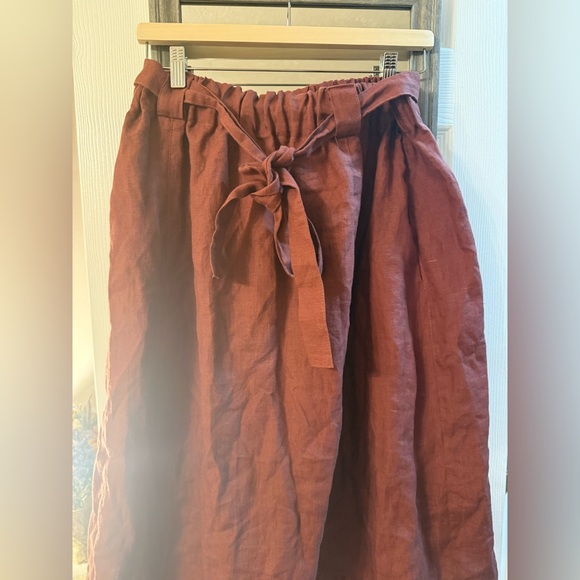 Amour Linen Bergen Mid-Length Linen Skirt - Picture 5 of 10